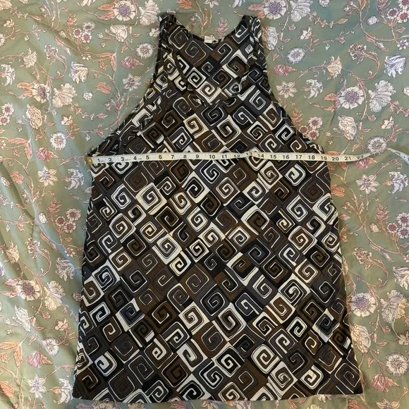 Vintage 70s swirl funky patterned tank top. - Picture 3 of 4